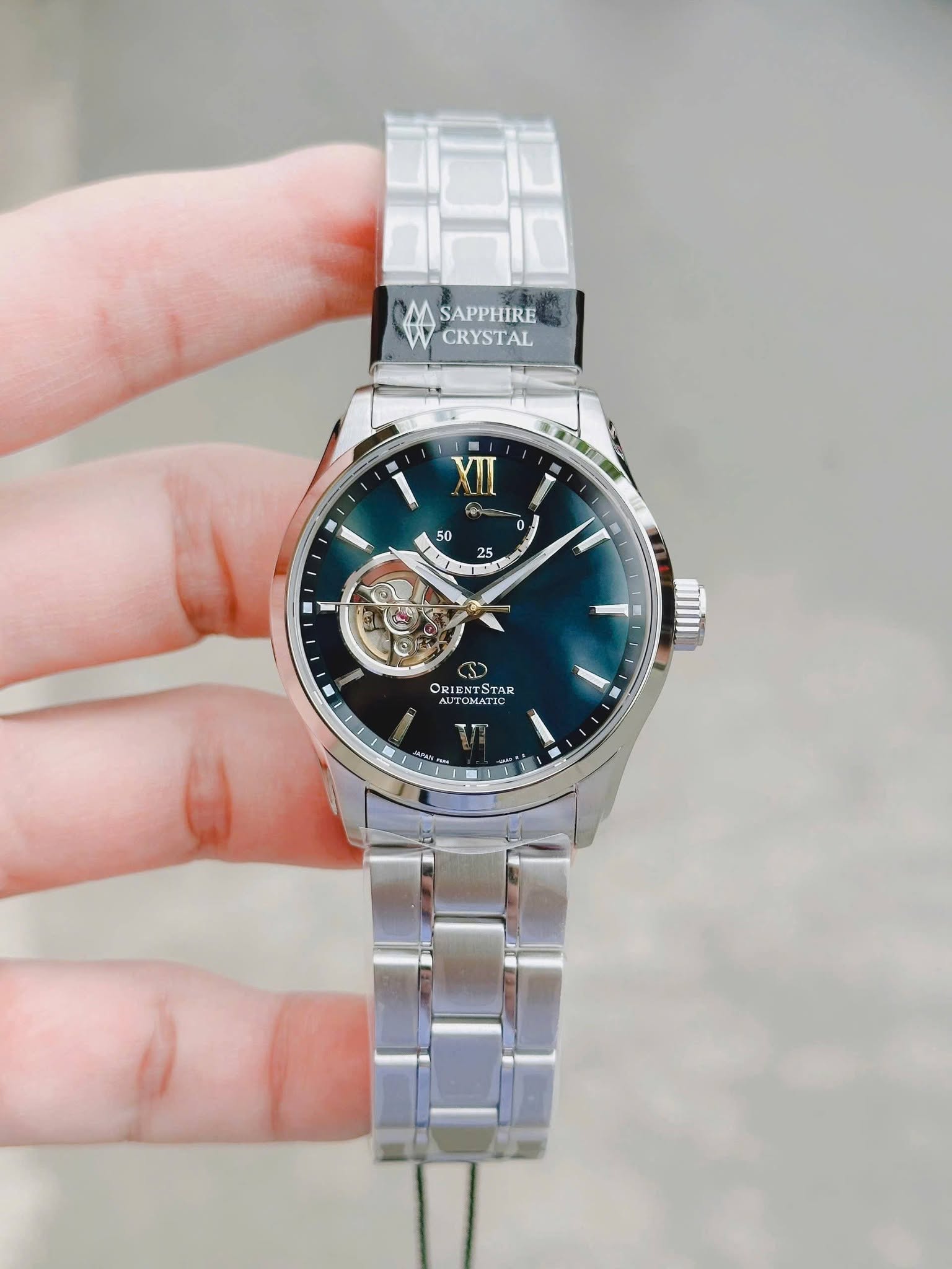 ĐỒNG HỒ ORIENT STAR SEMI SKELETON RE-AT0002E00B