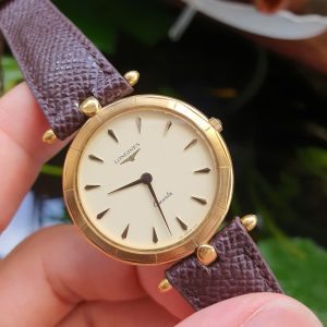 Longines Dress Watch kỉ niệm (Vintage) thuộc thập niên 1980