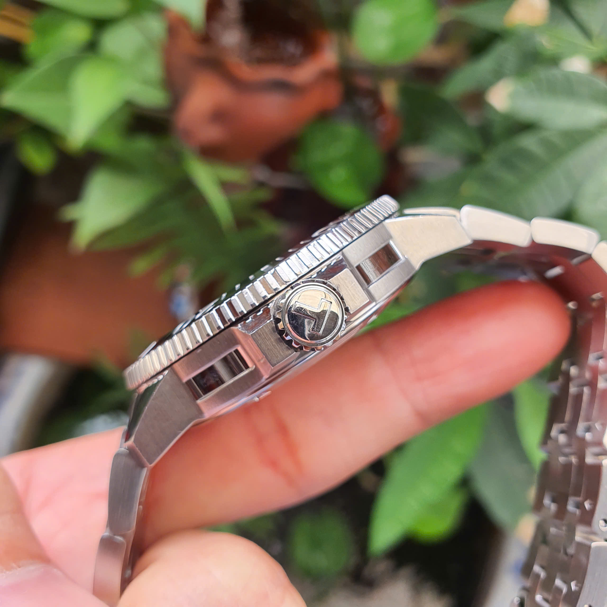 Đồng hồ nam Tissot Seastar 1000 T120.407.11.09 1.01 Powermatic 80 - Ảnh 5